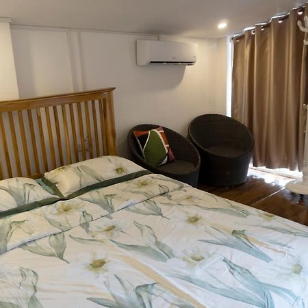 La Casa De Jardin Hostel Luang Prabang Exterior photo