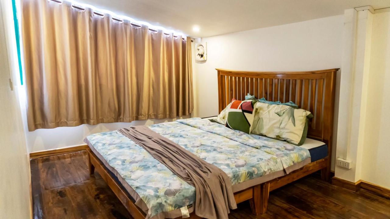 La Casa De Jardin Hostel Luang Prabang Exterior photo